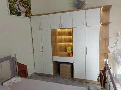 Tủ quần áo kết hợp bàn trang điểm, bàn học