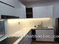 Tủ bếp gỗ cánh Acrylic trắng sáng bóng đẹp - Ảnh 4