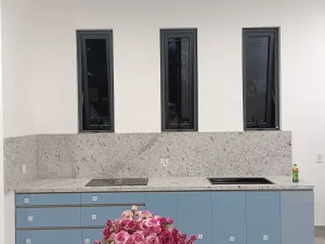 Tủ bếp cánh acrylic đẹp