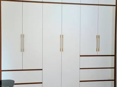 Tủ quần áo 2m4 x 2m4 có ngăn dấu kín khóa NFC (Hộc kéo ẩn)